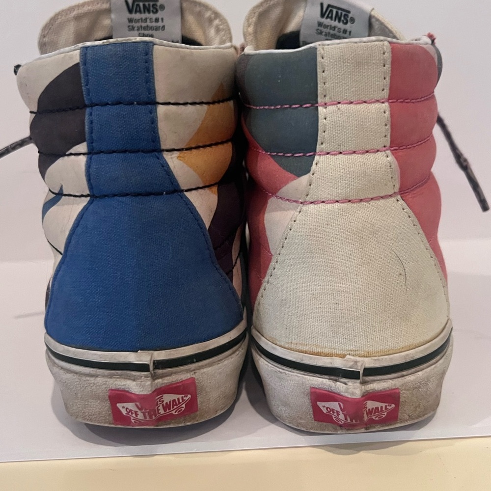 Vans X MoMA Sk8 shoes with leopard laces - Picture 4 of 4